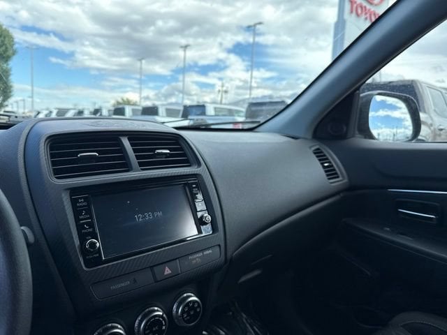 2025 Mitsubishi Outlander Sport ES - Photo 14