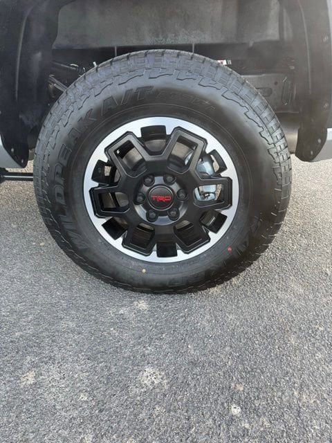 2025 Toyota Tacoma TRD Off Road - Photo 11