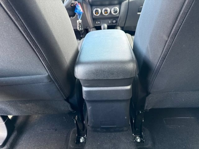 2025 Mitsubishi Outlander Sport ES - Photo 22