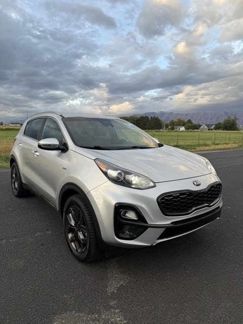 2020 Kia Sportage S photo 3