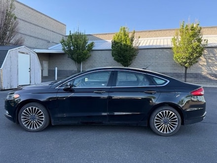 2017 Ford Fusion SE Sedan