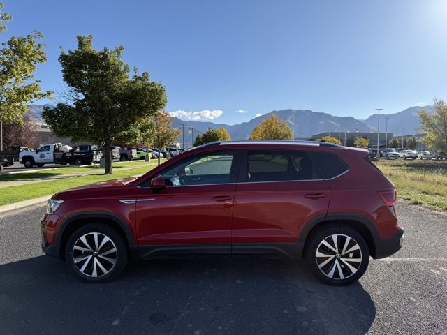 2023 Volkswagen Taos SE