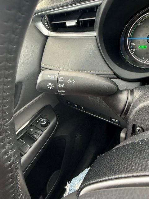 2023 Toyota Venza LE - Photo 22