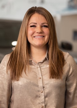 Staff member Shania Laird from ID_4c41728f63d0