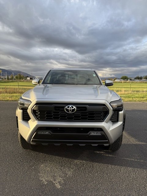 2025 Toyota Tacoma TRD Double Cab photo 4