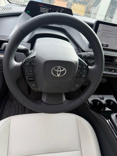 2026 Toyota Prius XLE - Photo 17