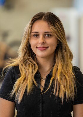 Staff member Josslyn Kaup from ID_039ab8a41b60