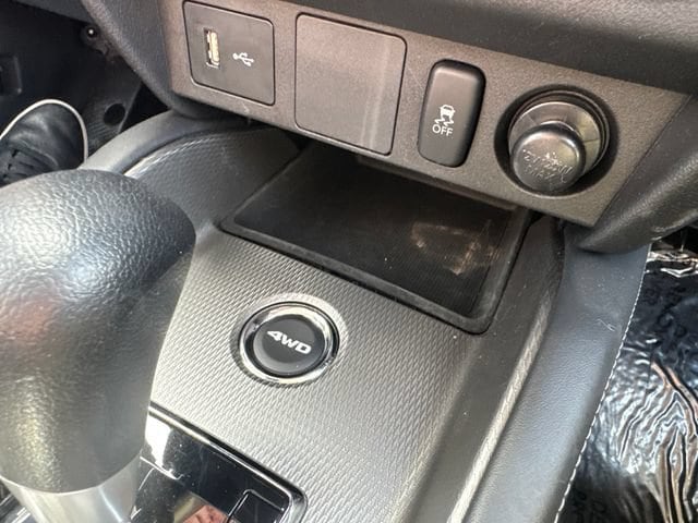 2025 Mitsubishi Outlander Sport ES - Photo 24