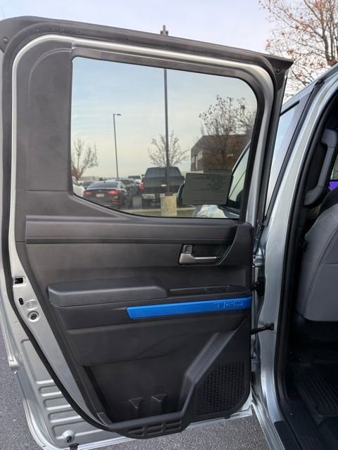 2025 Toyota Tacoma TRD Off Road - Photo 34