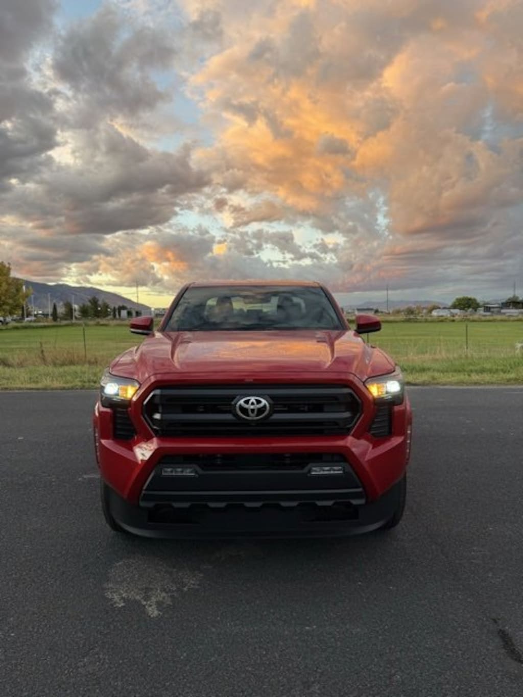 New 2025 Toyota Tacoma SR5 Double Cab 5' Bed AT Truck Double Cab
