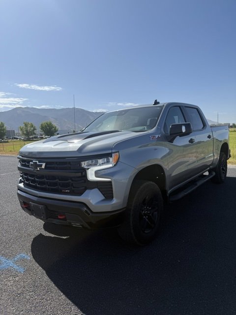 2023 Chevrolet Silverado 1500 LT Trail Boss photo 2