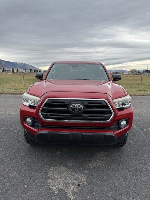 2018 Toyota Tacoma SR5 photo 3