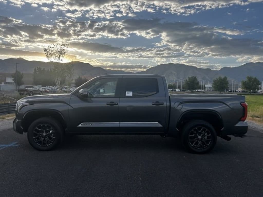New 2025 Toyota Tundra i-FORCE MAX Platinum Hybrid CrewMax 5.5' Bed Truck CrewMax
