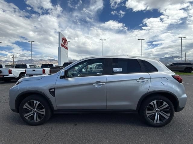 2025 Mitsubishi Outlander Sport ES - Photo 10