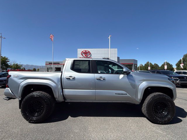 2026 Toyota Tacoma TRD Sport - Photo 3