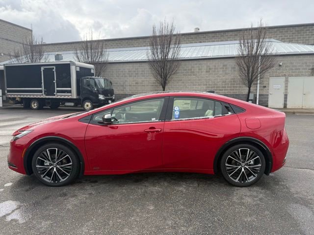 2026 Toyota Prius XLE AWD's photo