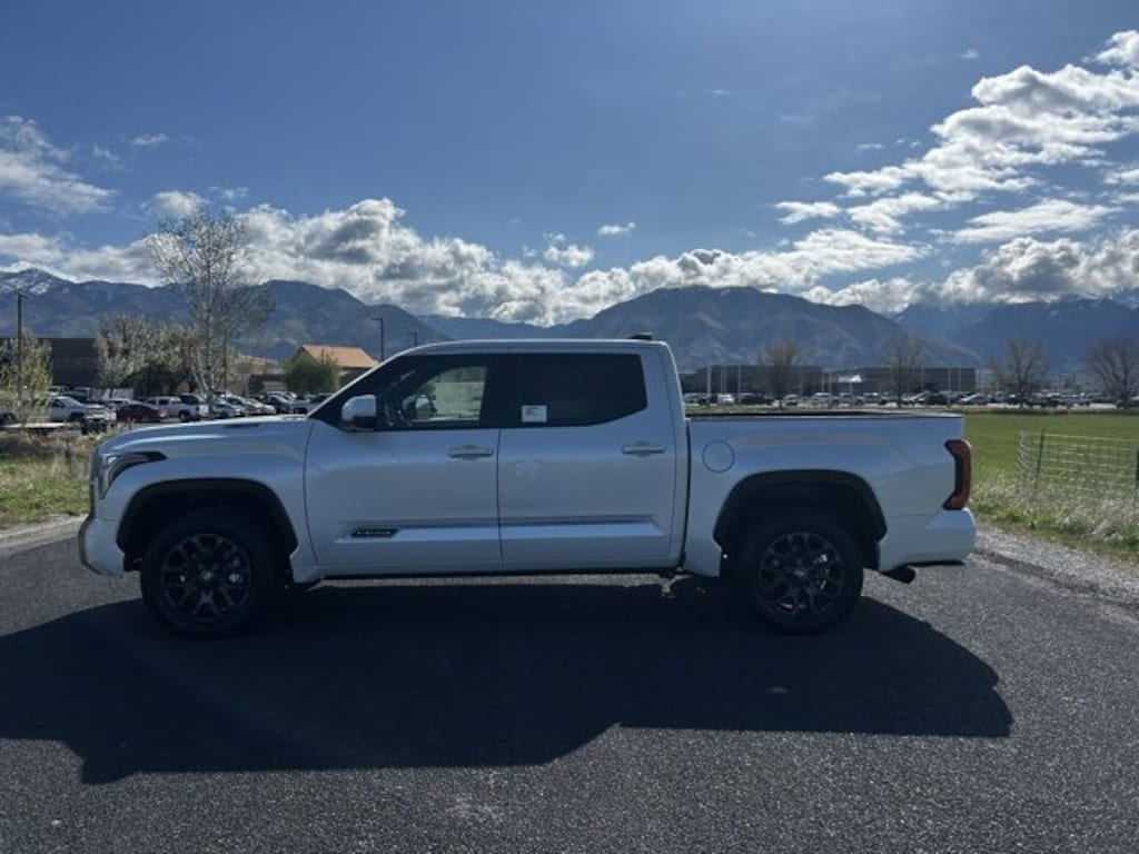 New 2025 Toyota Tundra i-FORCE MAX Platinum Hybrid CrewMax 5.5' Bed Truck CrewMax