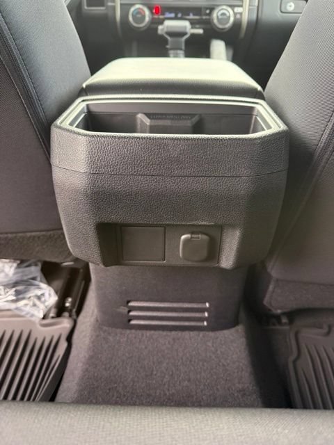 2026 Toyota Tacoma SR5 - Photo 37