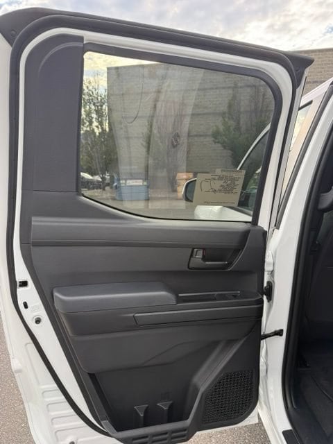 2026 Toyota Tacoma SR5 - Photo 35