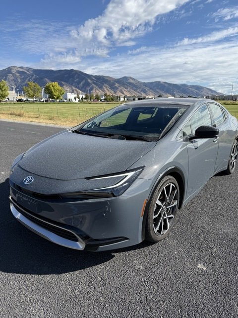 2024 Toyota Prius Prime XSE Premium photo 3