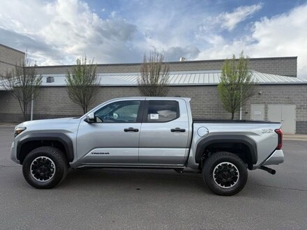 2026 Toyota Tacoma TRD Off Road Double Cab 5' Bed AT Truck Double Cab