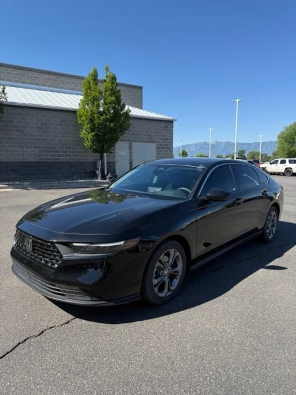 Used 2023 Honda Accord EX Sedan