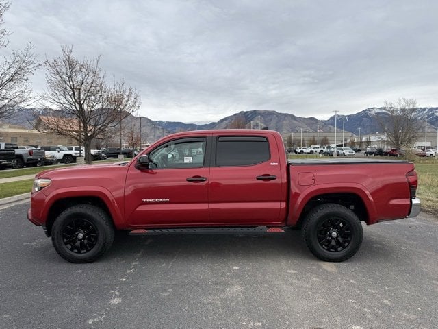 2018 Toyota Tacoma SR5's photo