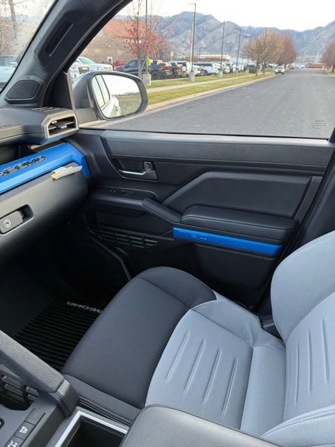 2025 Toyota Tacoma TRD Off Road - Photo 30