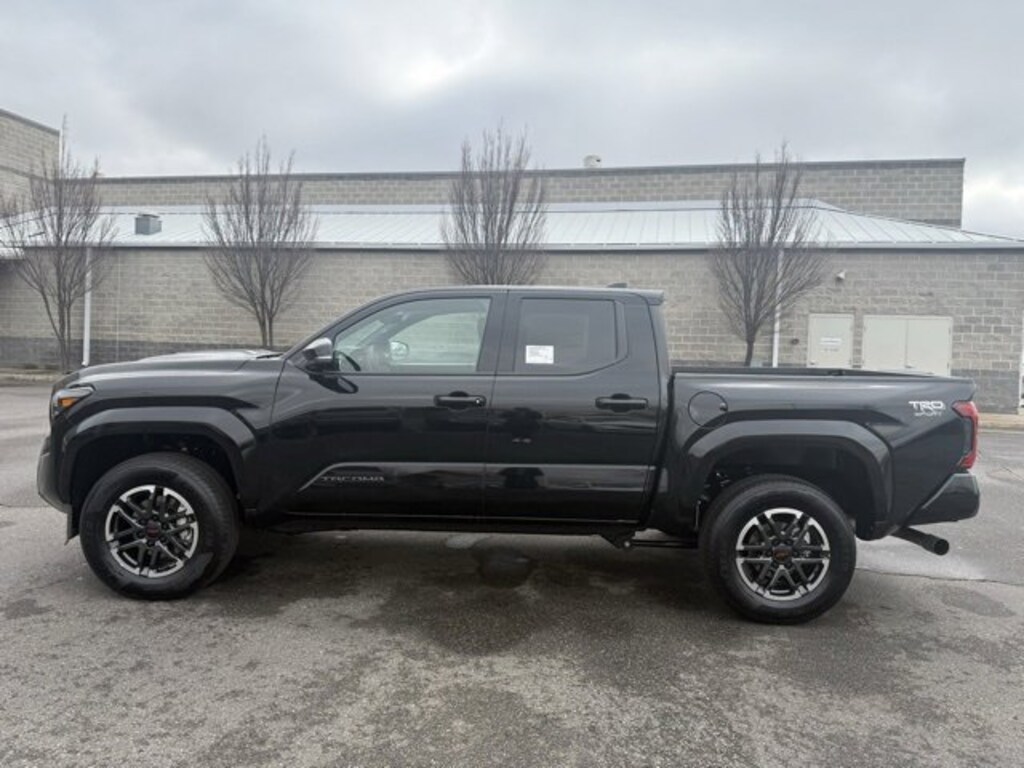 New 2026 Toyota Tacoma TRD Sport Double Cab 5' Bed AT Truck Double Cab