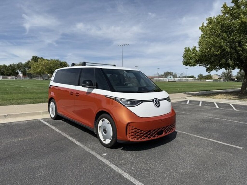Used 2025 Volkswagen ID. Buzz 1st Edition 1st Edition 4MOTION w/Two-Tone