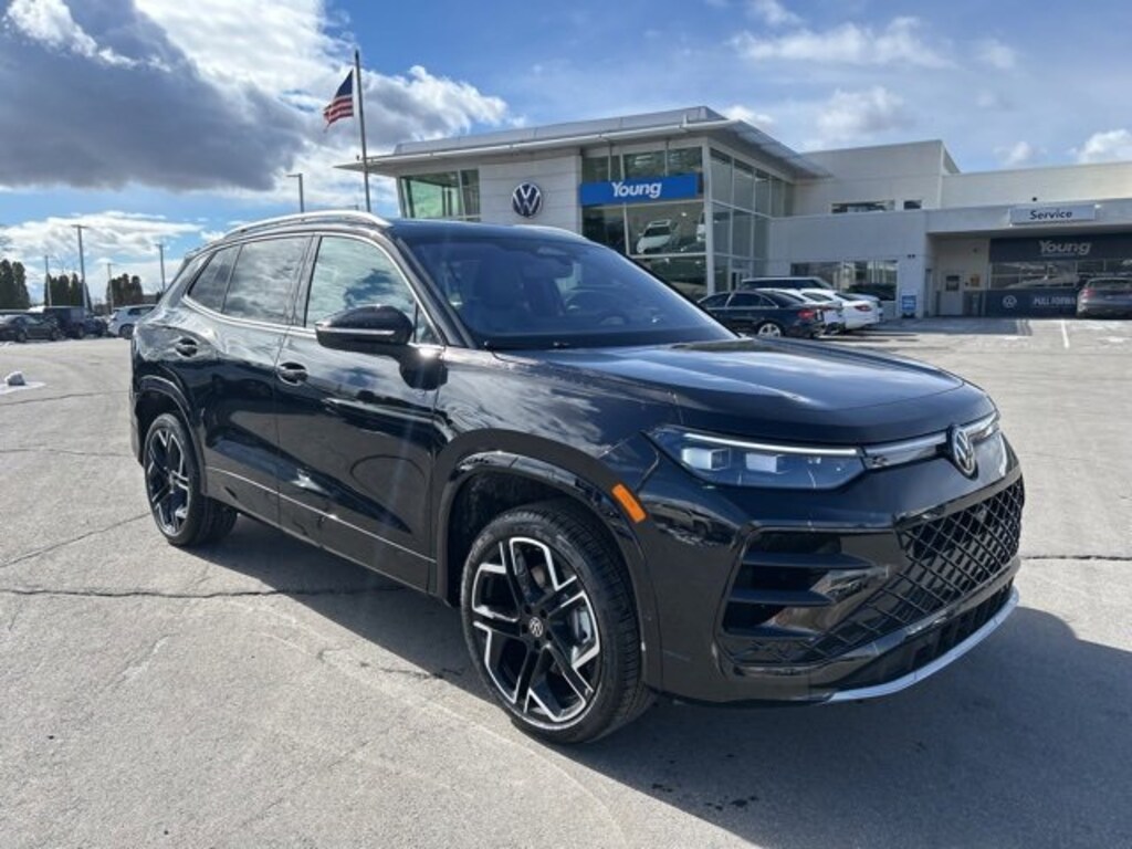 New 2026 Volkswagen Tiguan SEL R-Line Turbo Sport Utility