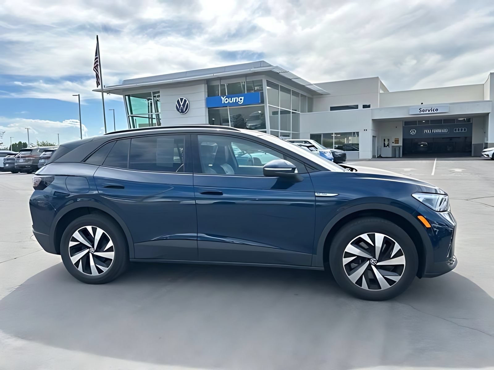 Used 2023 Volkswagen ID.4 PRO with VIN 1V2DNPE84PC056332 for sale in Layton, UT