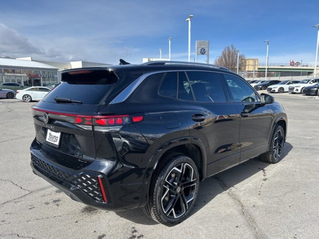 New 2026 Volkswagen Tiguan SEL R-Line Turbo Sport Utility