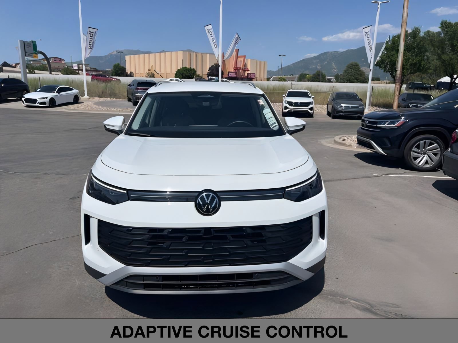 2025 Volkswagen Tiguan S photo 2