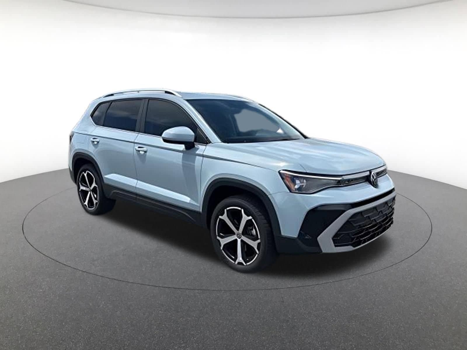 2026 Volkswagen Taos 1.5T SEL 4Motion's photo