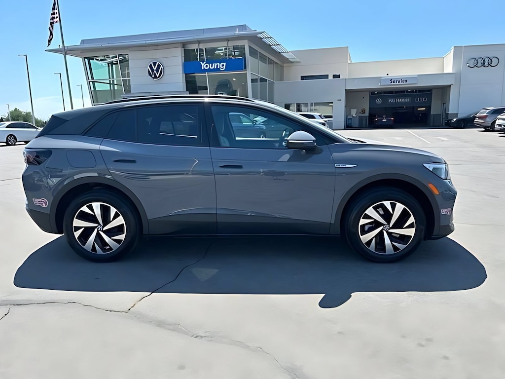 Used 2023 Volkswagen ID.4 Pro Pro AWD w/SK On Battery