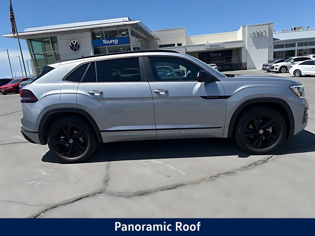 New 2026 Volkswagen Atlas Cross Sport 2.0T SEL R-Line Black Sport Utility