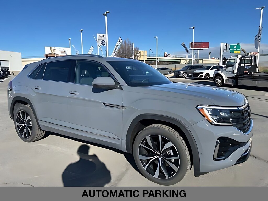 New 2026 Volkswagen Atlas Cross Sport 2.0T SEL Premium R-Line Sport Utility