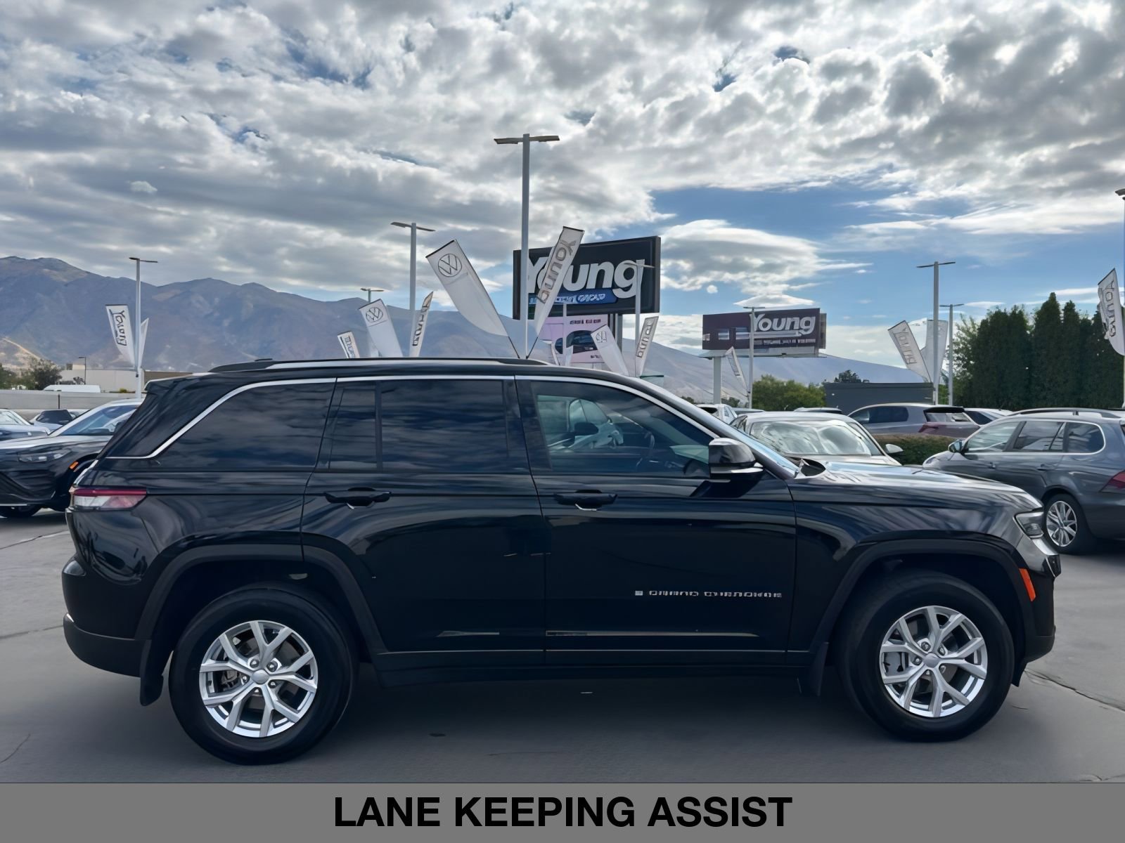 2024 Jeep Grand Cherokee Limited photo 4