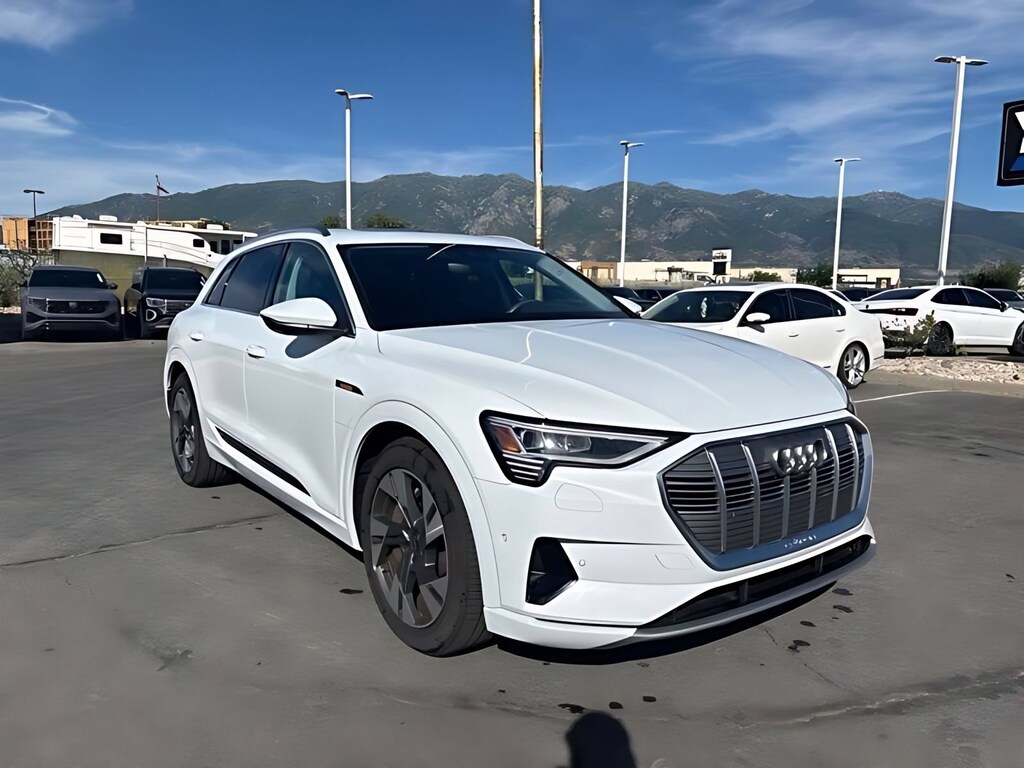 Used 2023 Audi e-tron Premium Plus Premium Plus quattro