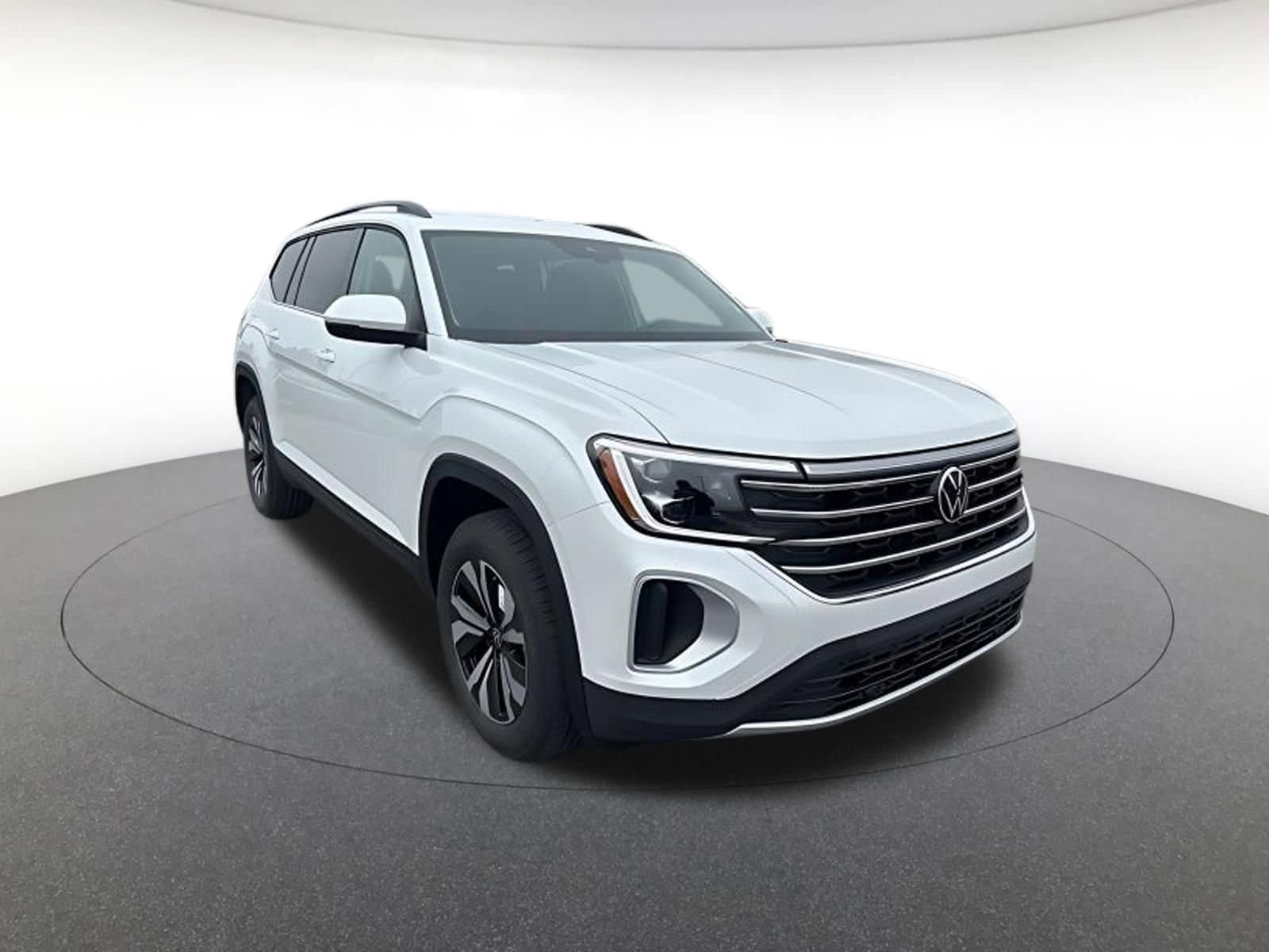 2026 Volkswagen Atlas 2.0T SE 4MOTION's photo