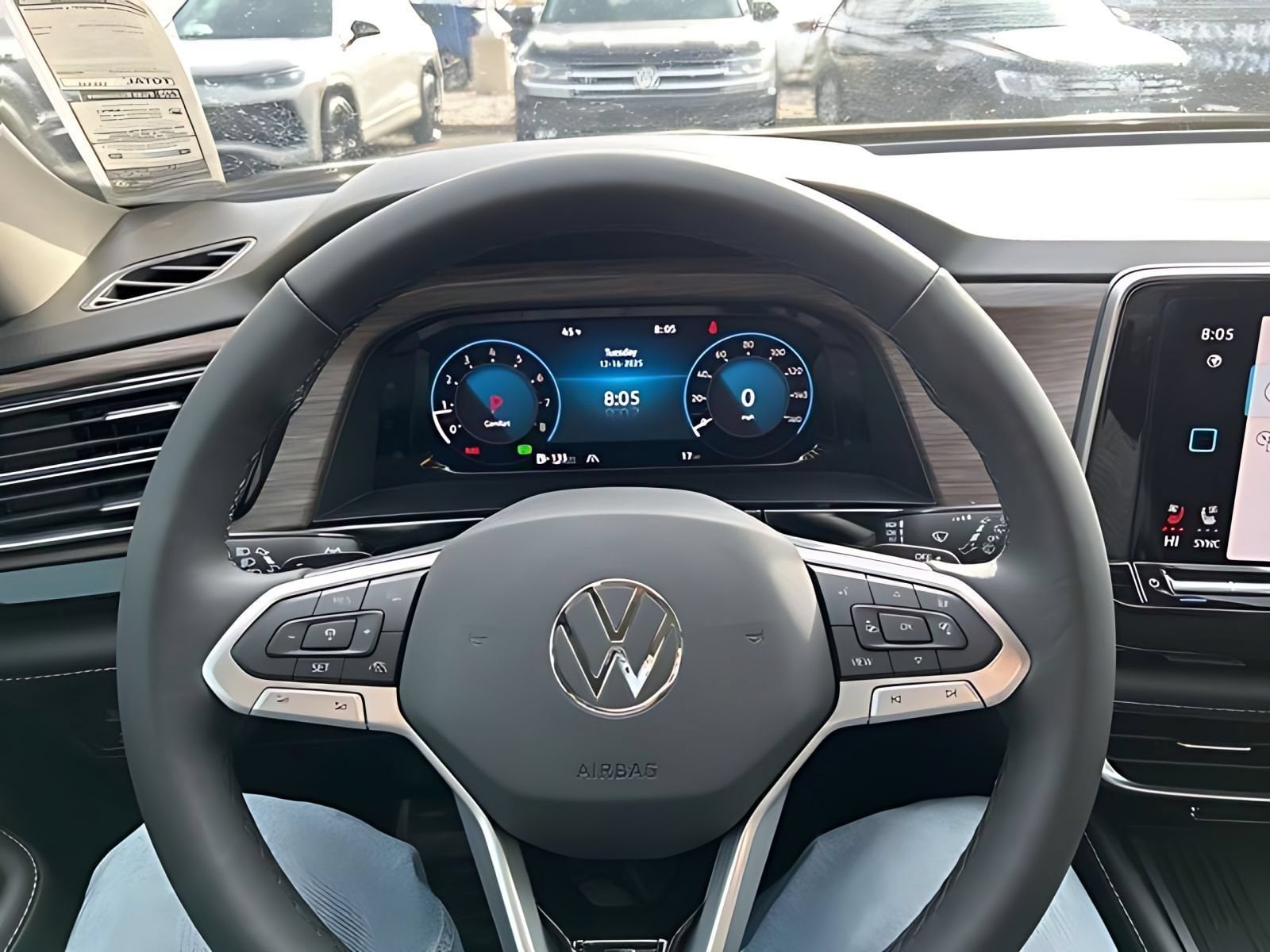 2026 Volkswagen Atlas SEL Premium R-Line - Photo 24