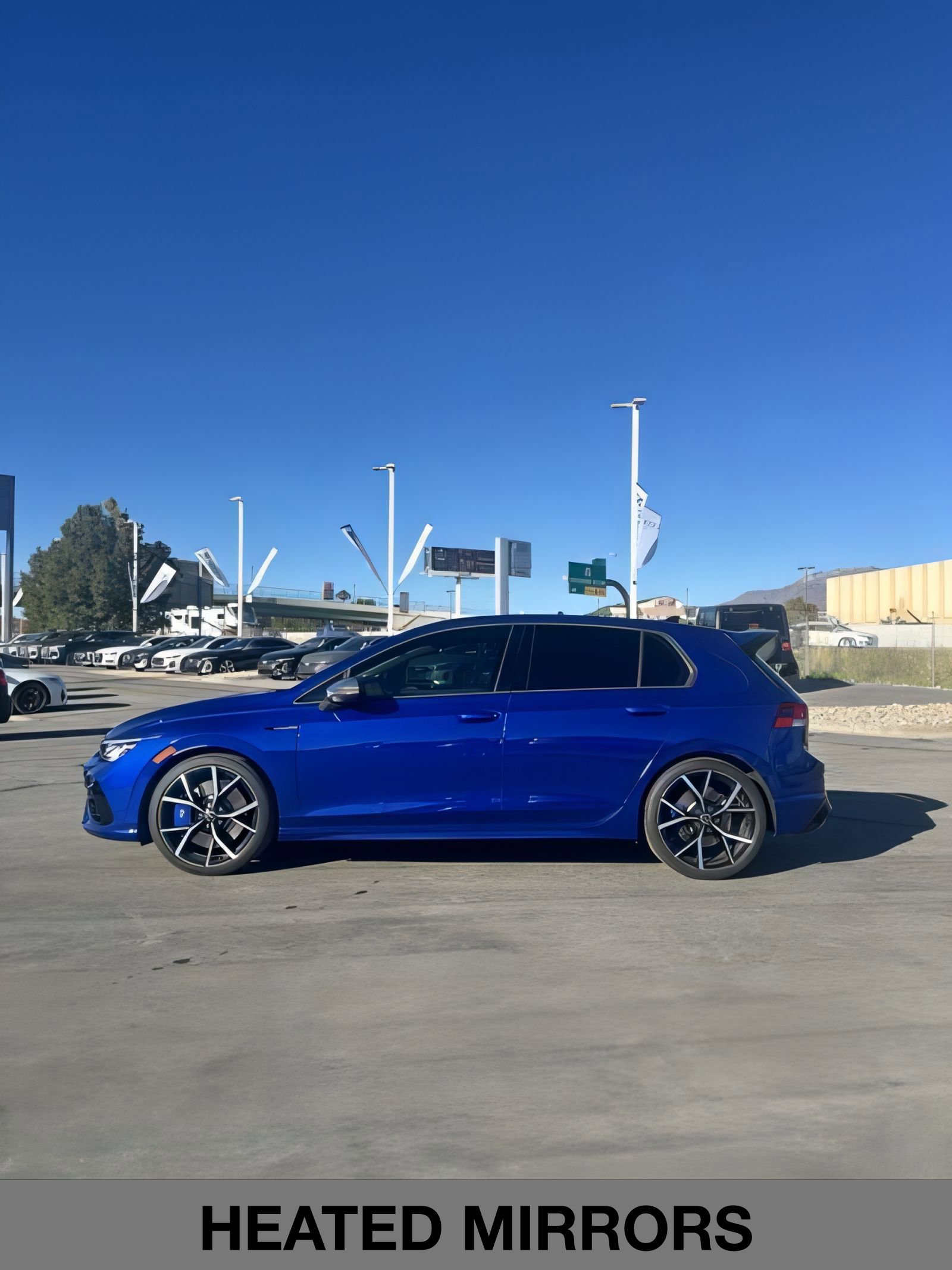 2023 Volkswagen Golf R photo 3