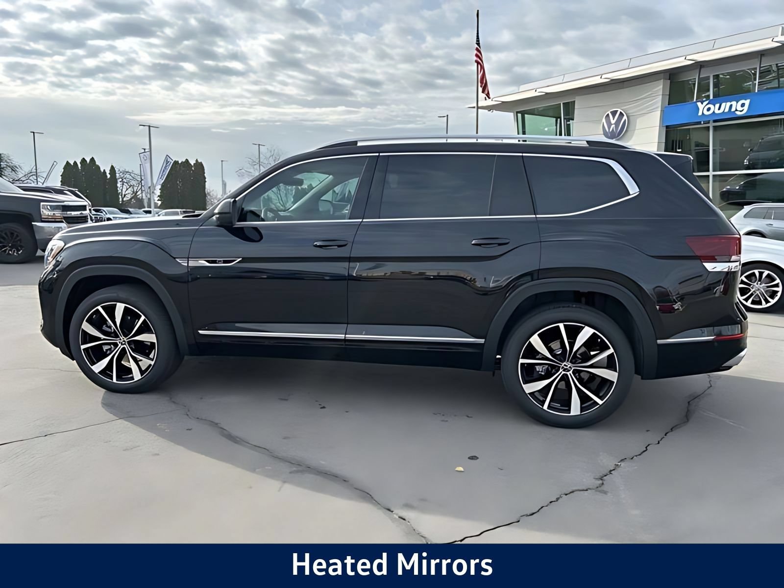 2026 Volkswagen Atlas SEL Premium R-Line - Photo 17
