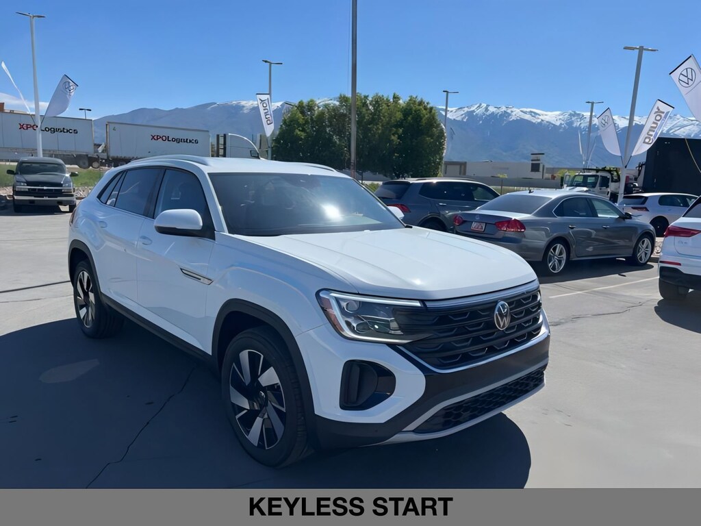 New 2025 Volkswagen Atlas Cross Sport 2.0T SE w/Technology Sport Utility