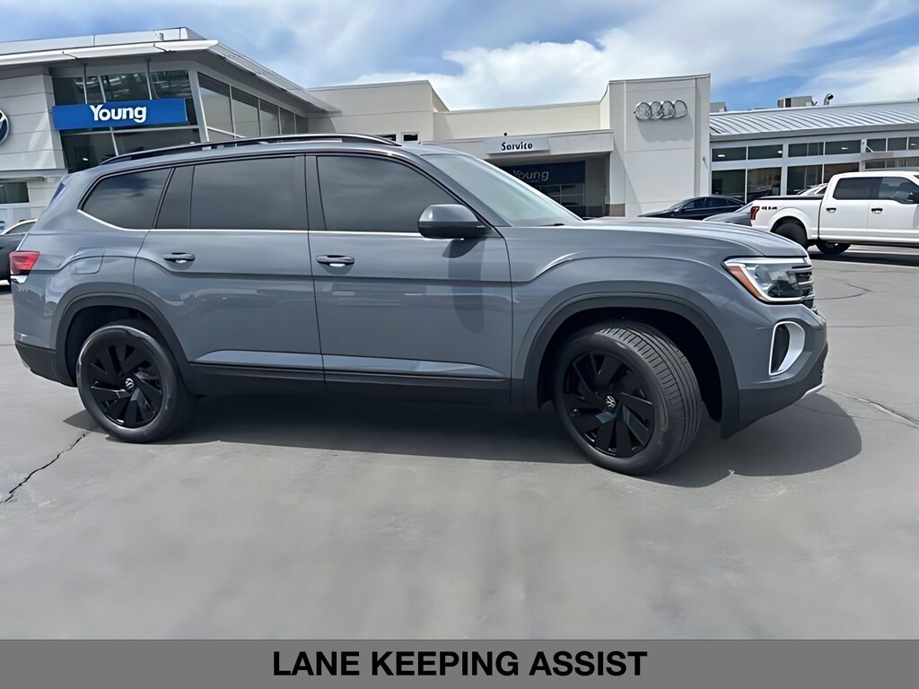 New 2026 Volkswagen Atlas 2.0T SE w/Technology Sport Utility