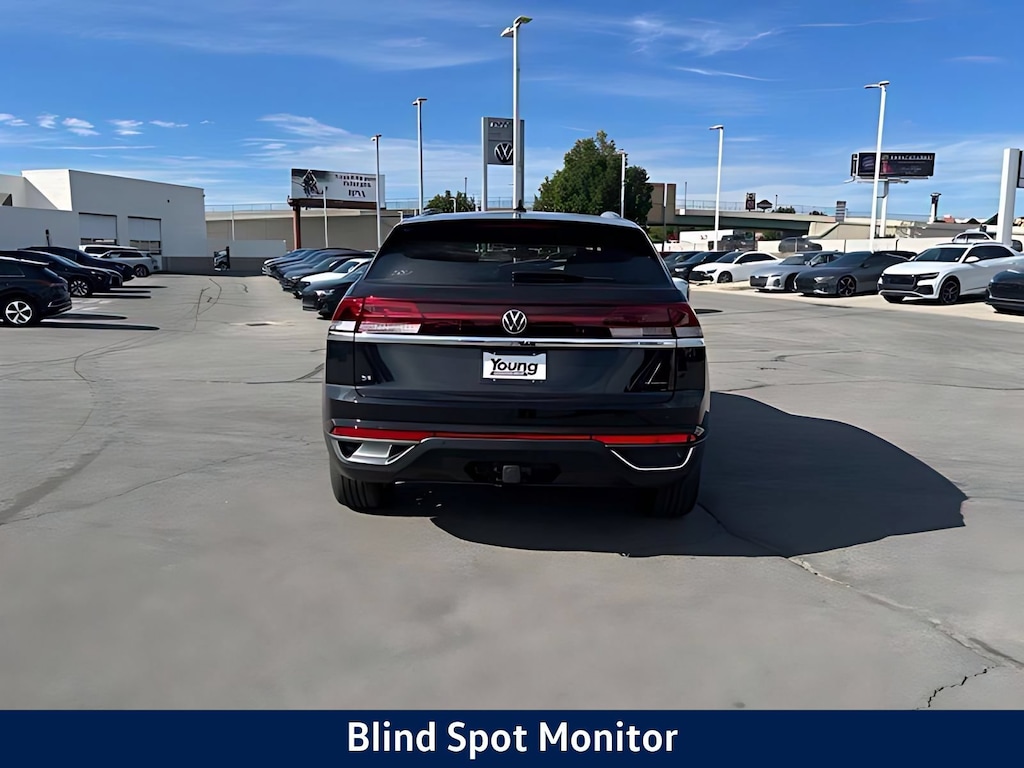 New 2026 Volkswagen Atlas Cross Sport 2.0T SE w/Technology Sport Utility