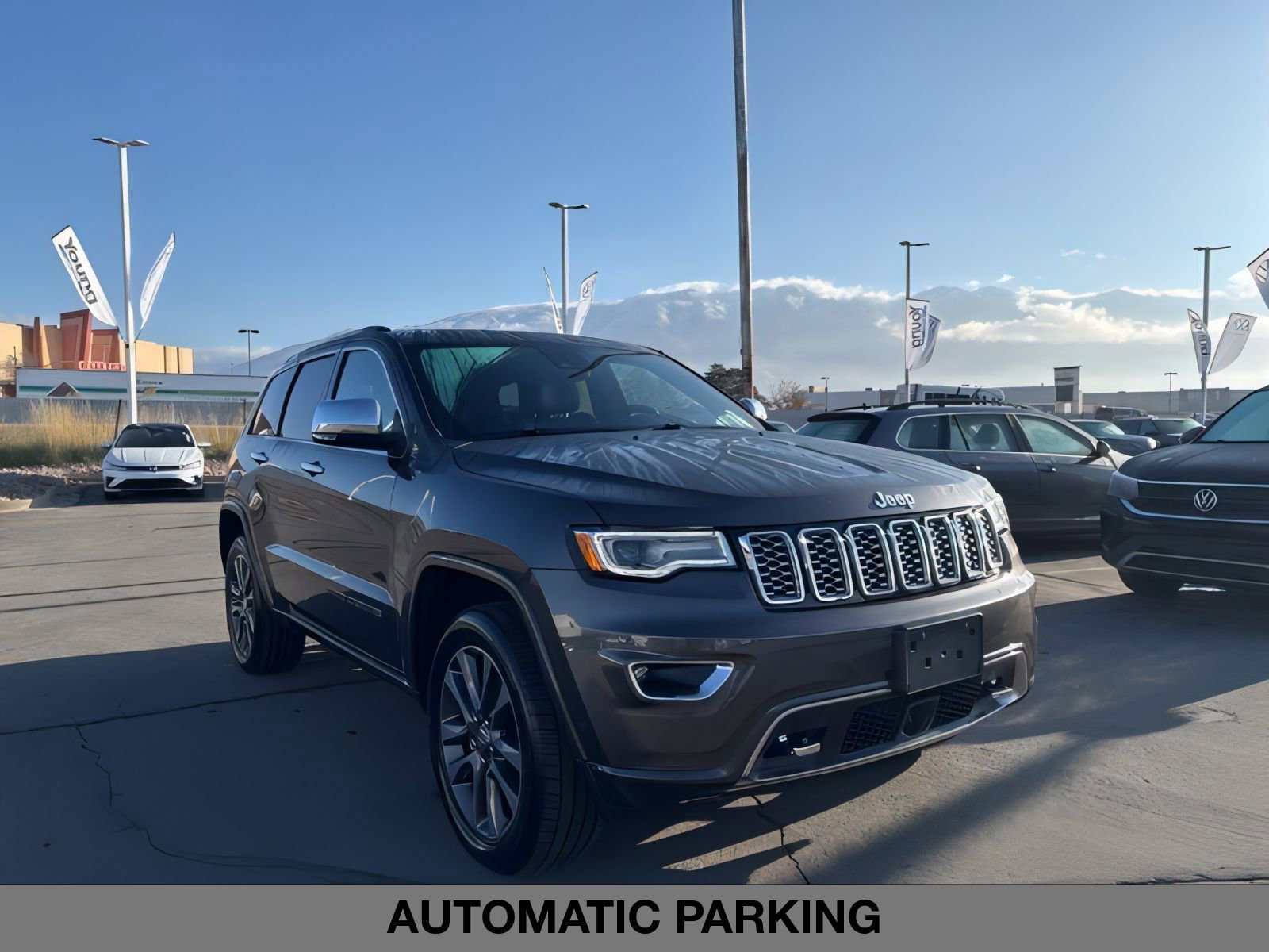 2018 Jeep Grand Cherokee Overland photo 2