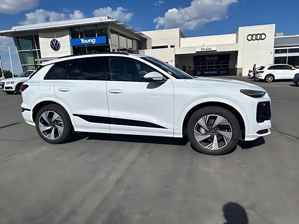 Used 2025 Audi Q6 e-tron Premium Plus Premium Plus quattro