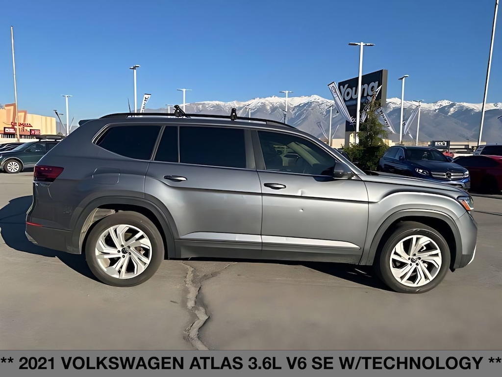 Used 2021 Volkswagen Atlas 3.6L V6 SE w/Technology